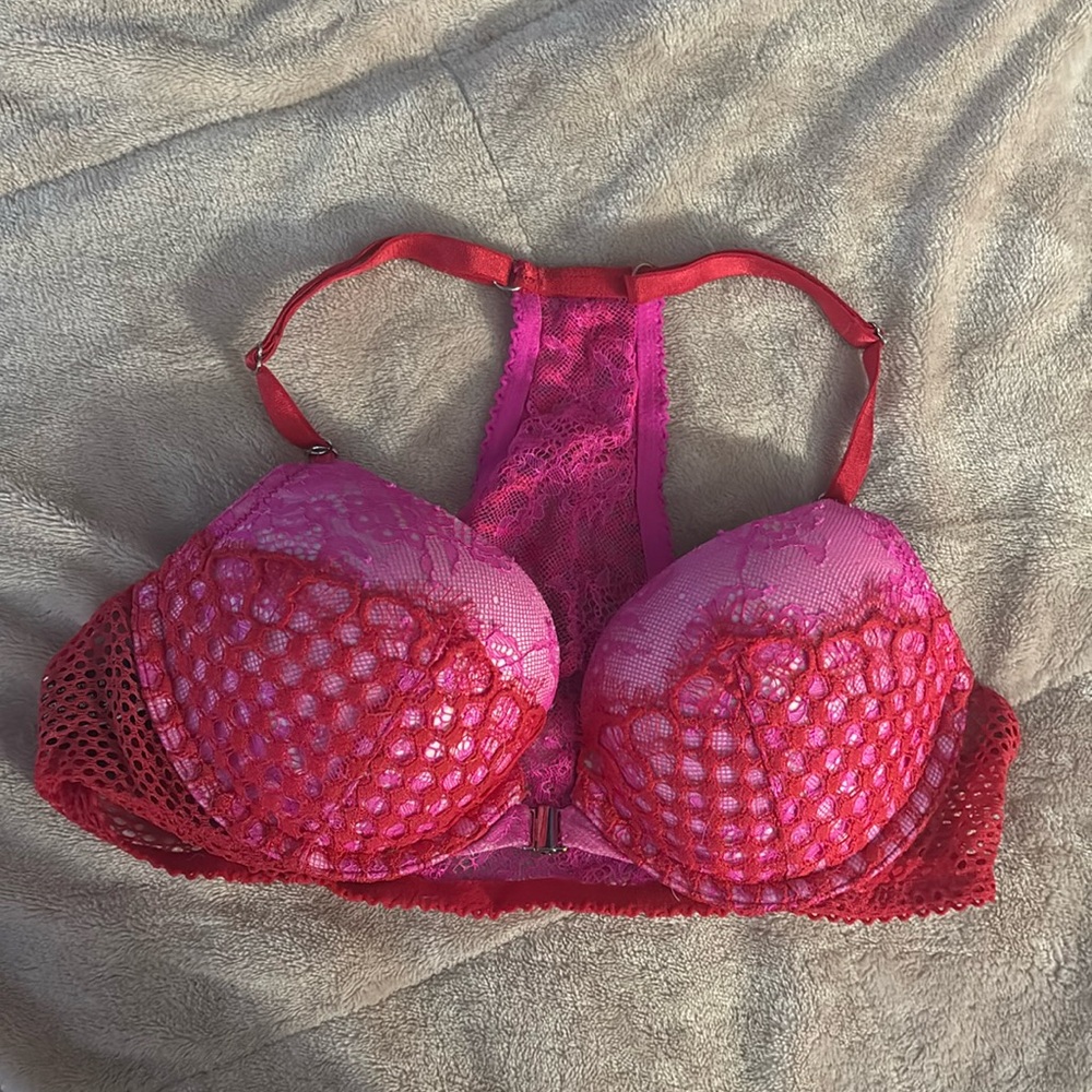 VS Bra